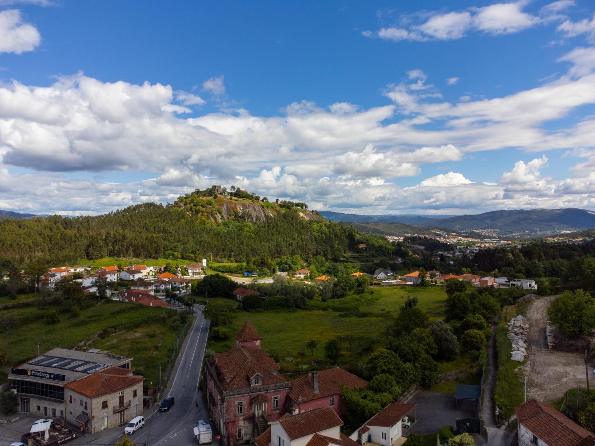 Casa Do Pinheiro - Local Holiday home *